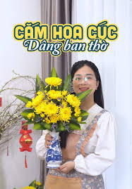 Hướng dẫn cắm hoa bàn thờ gia tiên tại nhà – Tôn vinh nét đẹp truyền thống Việt